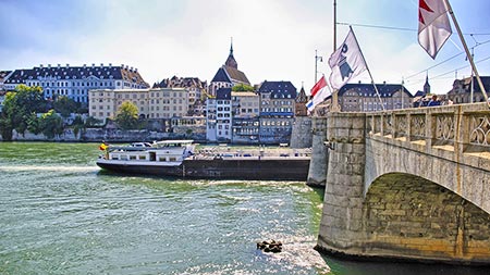 Rheinbrücke in Basel/Schweiz
